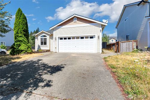 15334 104th Ave Se, Yelm, WA, 98597-9510 | Card Image