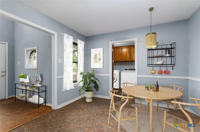 Kitchen | Image 12