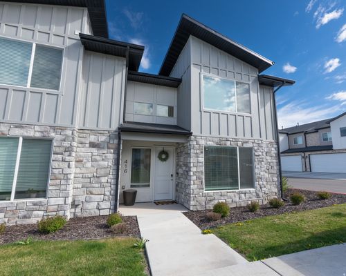 416 W 25 N, Providence, UT, 84332-6152 | Card Image