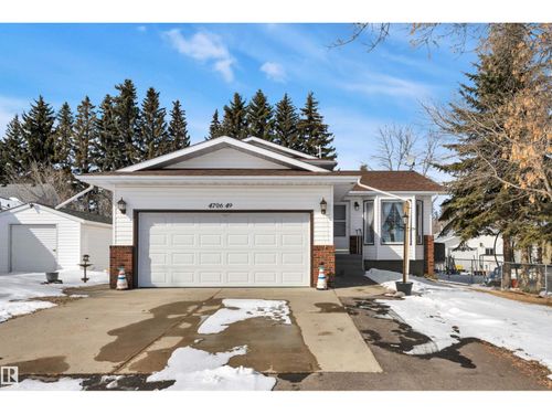 4706 49 St, Calmar, AB, T0C0V0 | Card Image