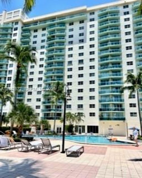 apt-219-19390 Collins Ave, Sunny Isles Beach, FL, 33160-2229 | Card Image