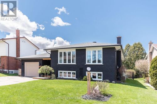 130 Noik Dr, Pembroke, ON, K8A8B8 | Card Image
