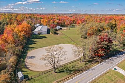 13125 Pearl Road, House other with 3 bedrooms, 4 bathrooms and null parking in Chardon OH | Image 1