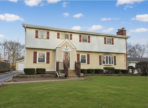 675 N West Rd, Lombard, IL, 60148-1546 | Card Image