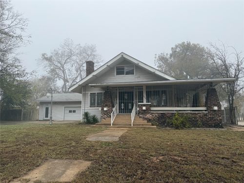 215 W Sears St, Denison, TX, 75020-3054 | Card Image