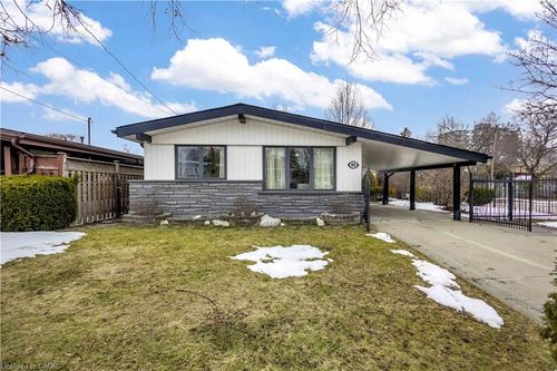 85 Ranchdale Dr, Hamilton, ON, L8V2L9 | Card Image