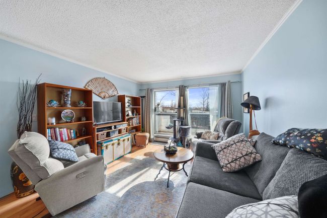 309 - 809 W 16 Th Street, Condo with 2 bedrooms, 1 bathrooms and 1 parking in North Vancouver BC | Image 6