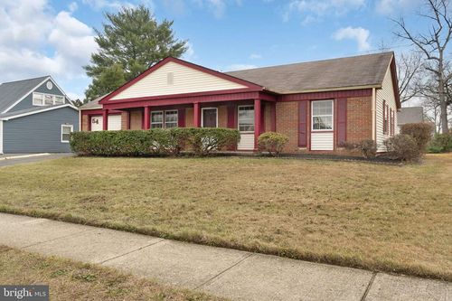 54 Gaylord Circle, Willingboro, NJ, 08046 | Card Image