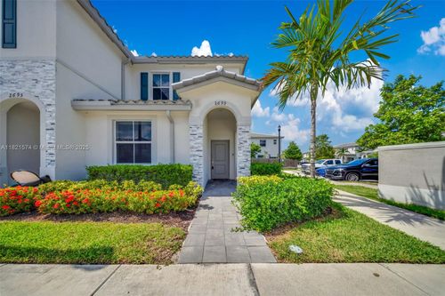 2699 Se 19th St, Homestead, FL, 33035-1925 | Card Image