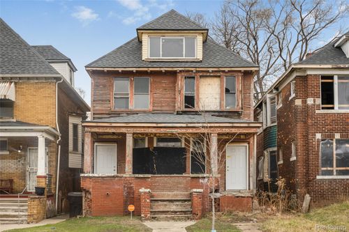 2980 Baldwin St, Detroit, MI, 48214-1702 | Card Image