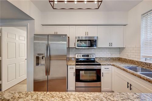 6746 W Sample Rd, Coral Springs, FL, 33067-4280 | Card Image