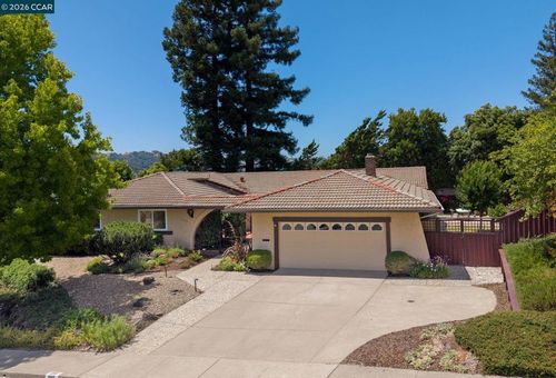 1085 Country Club Dr, Moraga, CA, 94556-1923 | Card Image