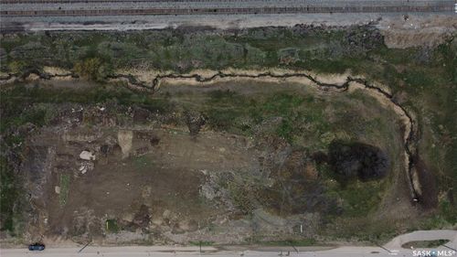 925 S Railway St E, Swift Current, SK, S9H1E2 | Card Image