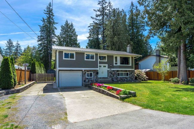 20088 44 Avenue, House other with 4 bedrooms, 2 bathrooms and 8 parking in Langley BC | Image 1