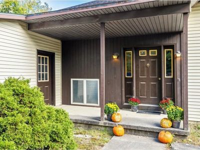 33 Leduc Drive, House other with 3 bedrooms, 2 bathrooms and null parking in Swanton VT | Image 2