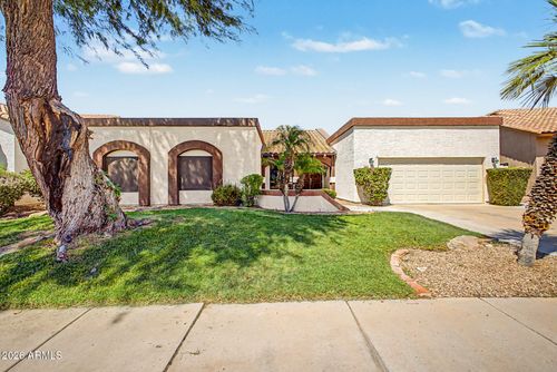 1042 W Newport Beach Dr, Gilbert, AZ, 85233-6739 | Card Image