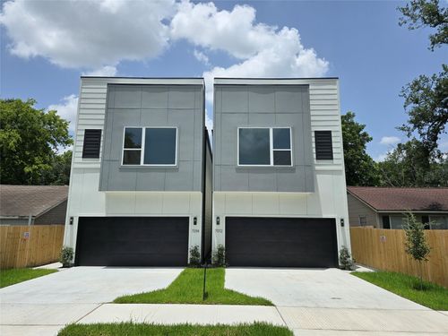 7012 Saint Augustine St, Houston, TX, 77021-4841 | Card Image