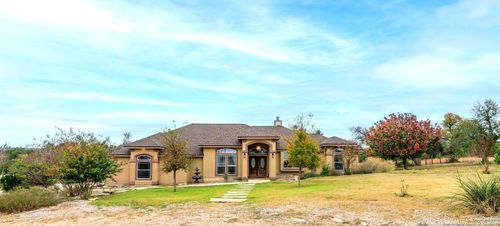 406 Cherry Mountain Loop, Fredericksburg, TX, 78624-6298 | Card Image