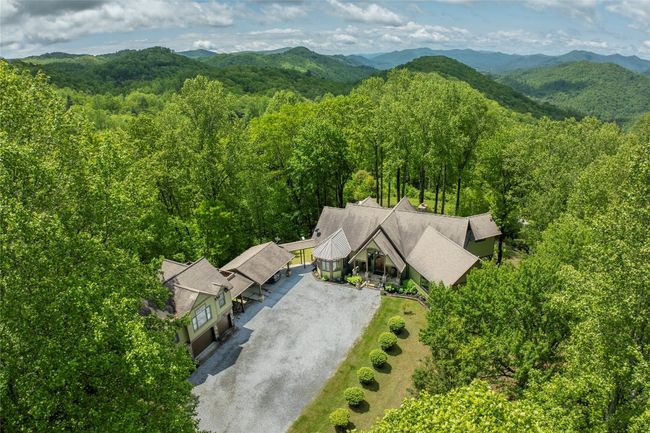 25 Hurrah Rdg, House other with 6 bedrooms, 7 bathrooms and null parking in Scaly Mountain NC | Image 9