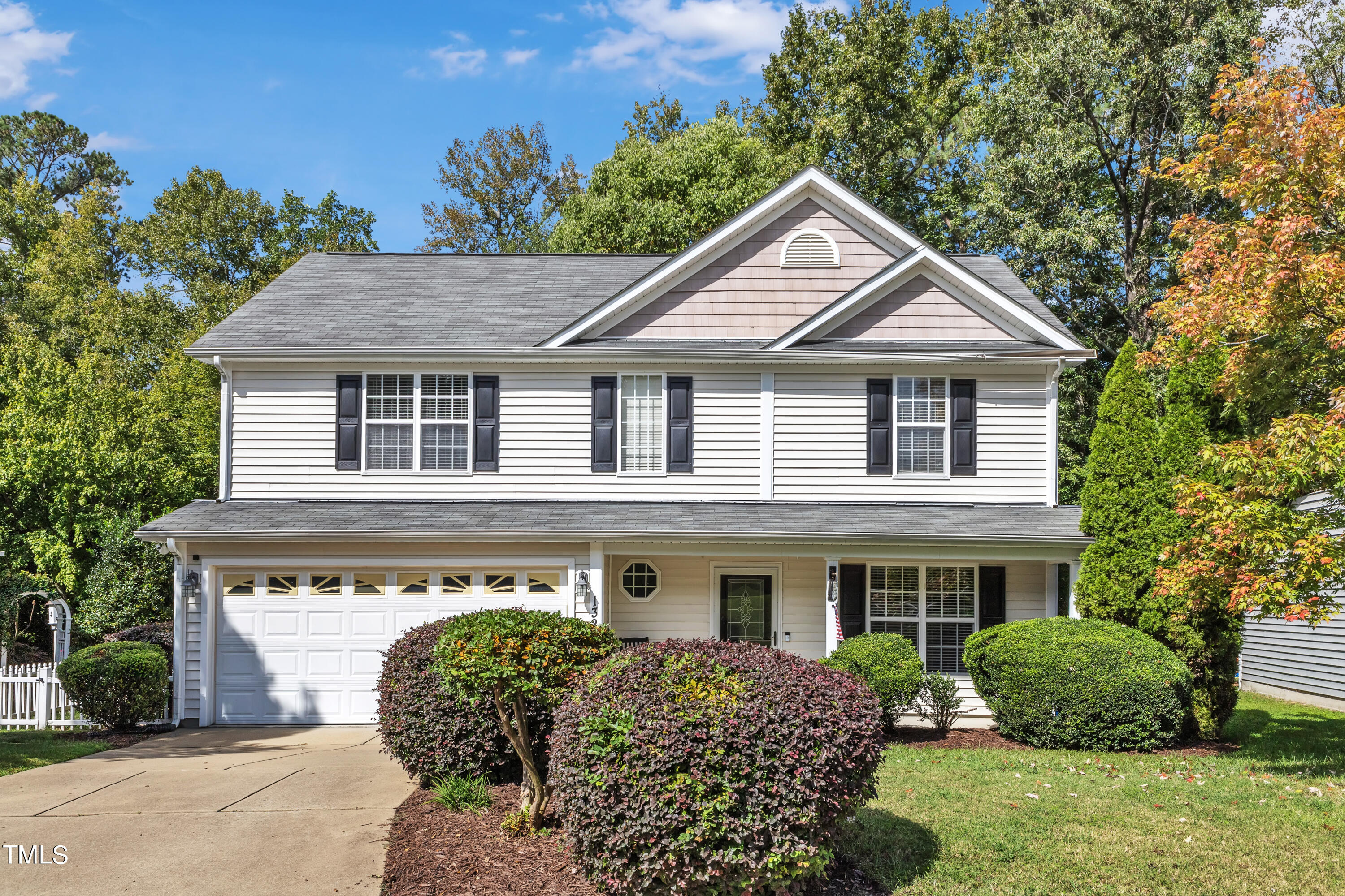 Trevor Ridge Dr, Holly Springs, NC 27540