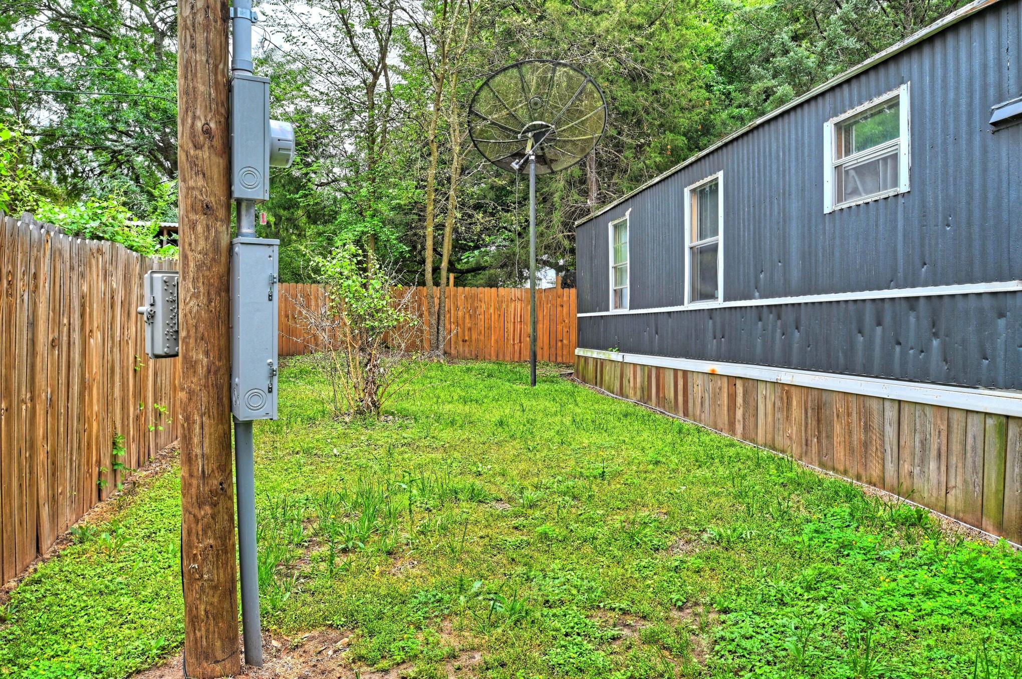 Residential Lease in Willis 5