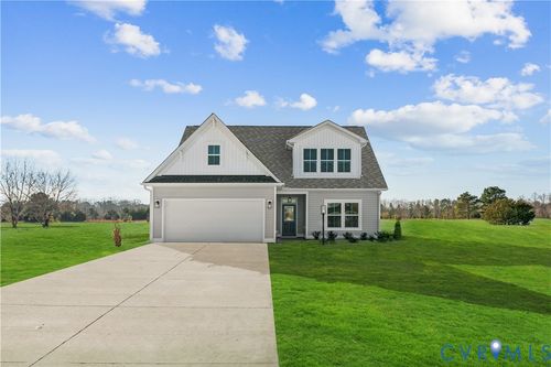 112 Logan Way, Tappahannock, VA, 22560-5173 | Card Image