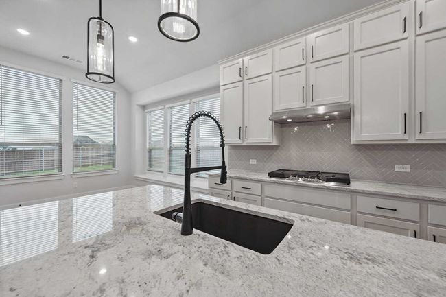 Kitchen | Image 6