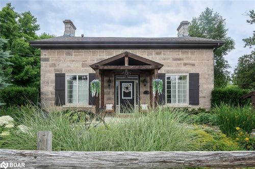 10761 Guelph Line, Campbellville, ON, L0P1B0 | Card Image