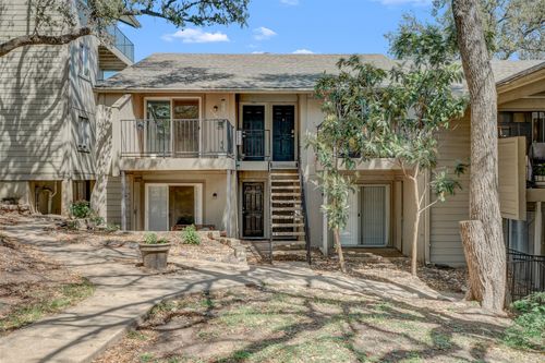 apt-110-3018 S 1st St, Austin, TX, 78704-6303 | Card Image