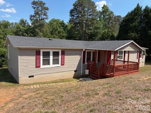 2659 Deertrack Dr, Connelly Springs, NC, 28612 | Card Image