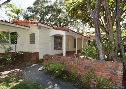 800 Andalusia Ave, Coral Gables, FL, 33134-4814 | Card Image