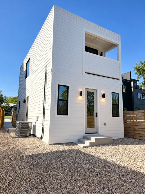 2-4709 Depew Ave, Austin, TX, 78751-3322 | Card Image