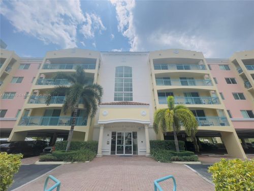 apt-510-201 Golden Isles Dr, Hallandale Beach, FL, 33009-8824 | Card Image