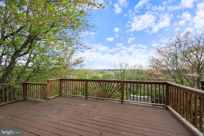 370 Logan Dr, Townhouse with 3 bedrooms, 3 bathrooms and null parking in WESTMINSTER MD | Image 31