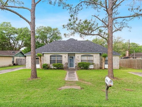 1710 Longhorn Avenue, Bay City, TX, 77414 | Card Image