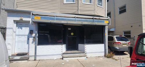213 21st Ave, Paterson, NJ, 07501-3405 | Card Image