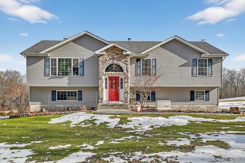 508 Walker Valley Rd, Pine Bush, NY, 12566-4911 | Card Image