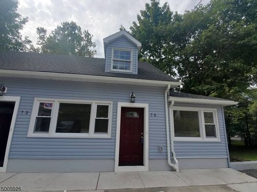 70 Frenchtown Rd, Milford, NJ, 08848-1327 | Card Image