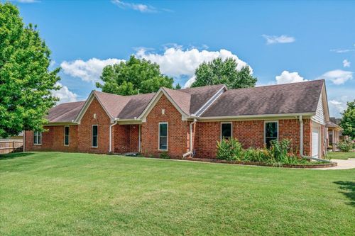 9273 Jefferson Dr, Olive Branch, MS, 38654 | Card Image