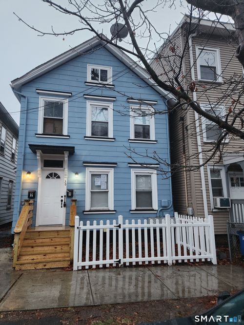 38 Walnut St, New Haven, CT, 06511-5030 | Card Image