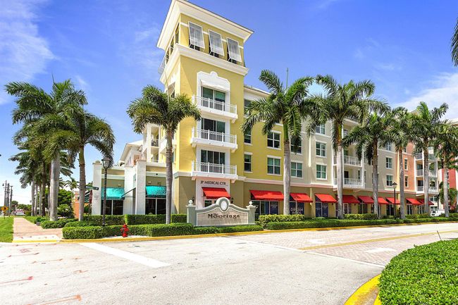 APT-301 - 804 E Windward Way, Condo with 3 bedrooms, 2 bathrooms and null parking in Lantana FL | Image 47