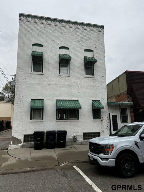 apt-4-128 N 6th St, Plattsmouth, NE, 68048-1975 | Card Image