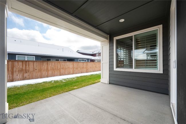 Great back covered back porch. | Image 20