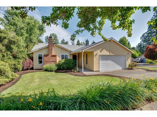 8541 Sw Mandan Dr, Tualatin, OR, 97062-9017 | Card Image