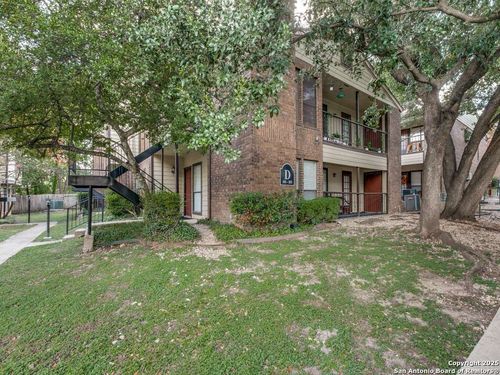 apt-d202-2542 Babcock Rd, San Antonio, TX, 78229-4868 | Card Image