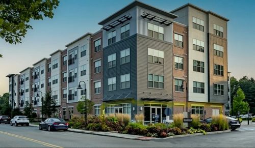 2 Washington St, Melrose, MA, 02176-6055 | Card Image
