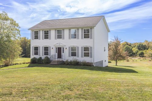 9 Seaborne Dr, Dover, NH, 03820-4551 | Card Image