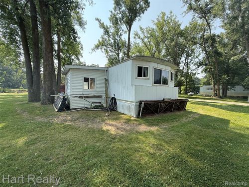 11810 Sunnyside Dr, Sebewaing, MI, 48759-9787 | Card Image