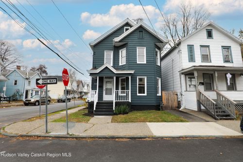 84 Prospect St, Kingston, NY, 12401-5008 | Card Image