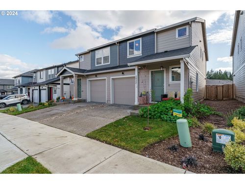 2933 N 3rd Way, Ridgefield, WA, 98642 | Card Image